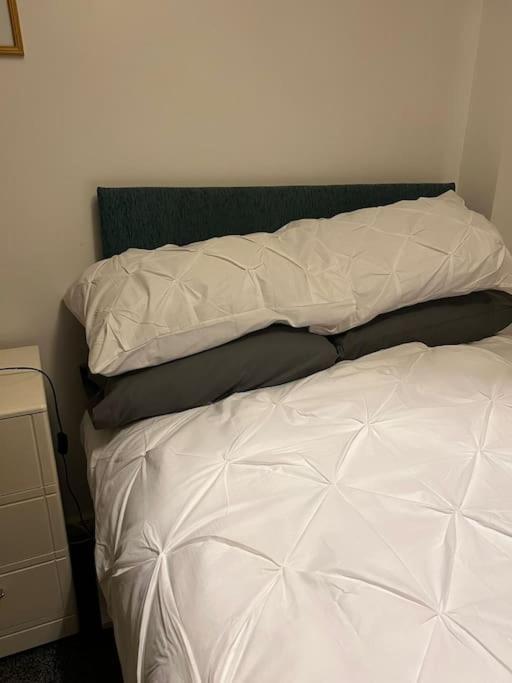 1 Bed Studio, Sleeps 2, Close To Centre Apartamento